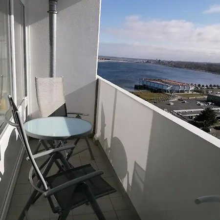 C12-008 Apartment